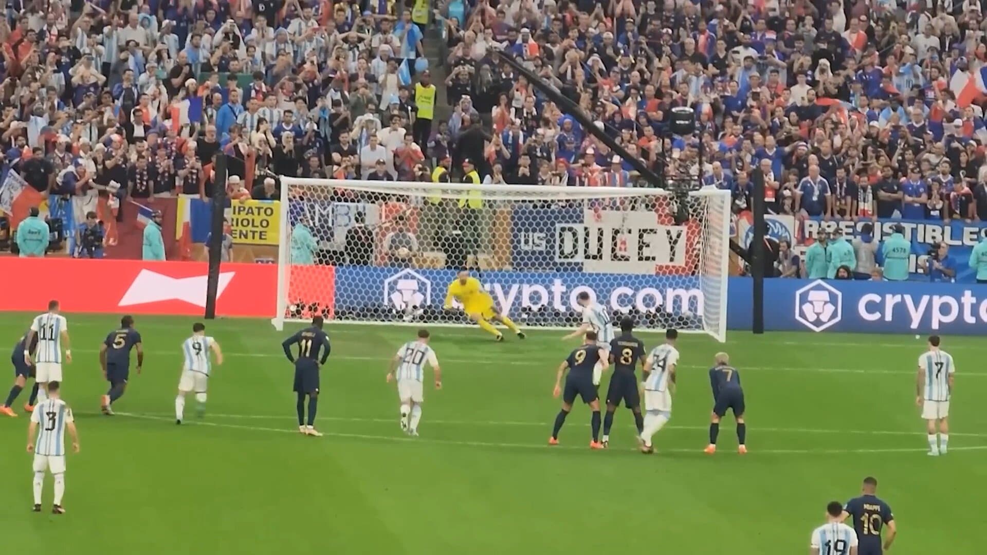 Messi converting a penalty in the 2022 World Cup final